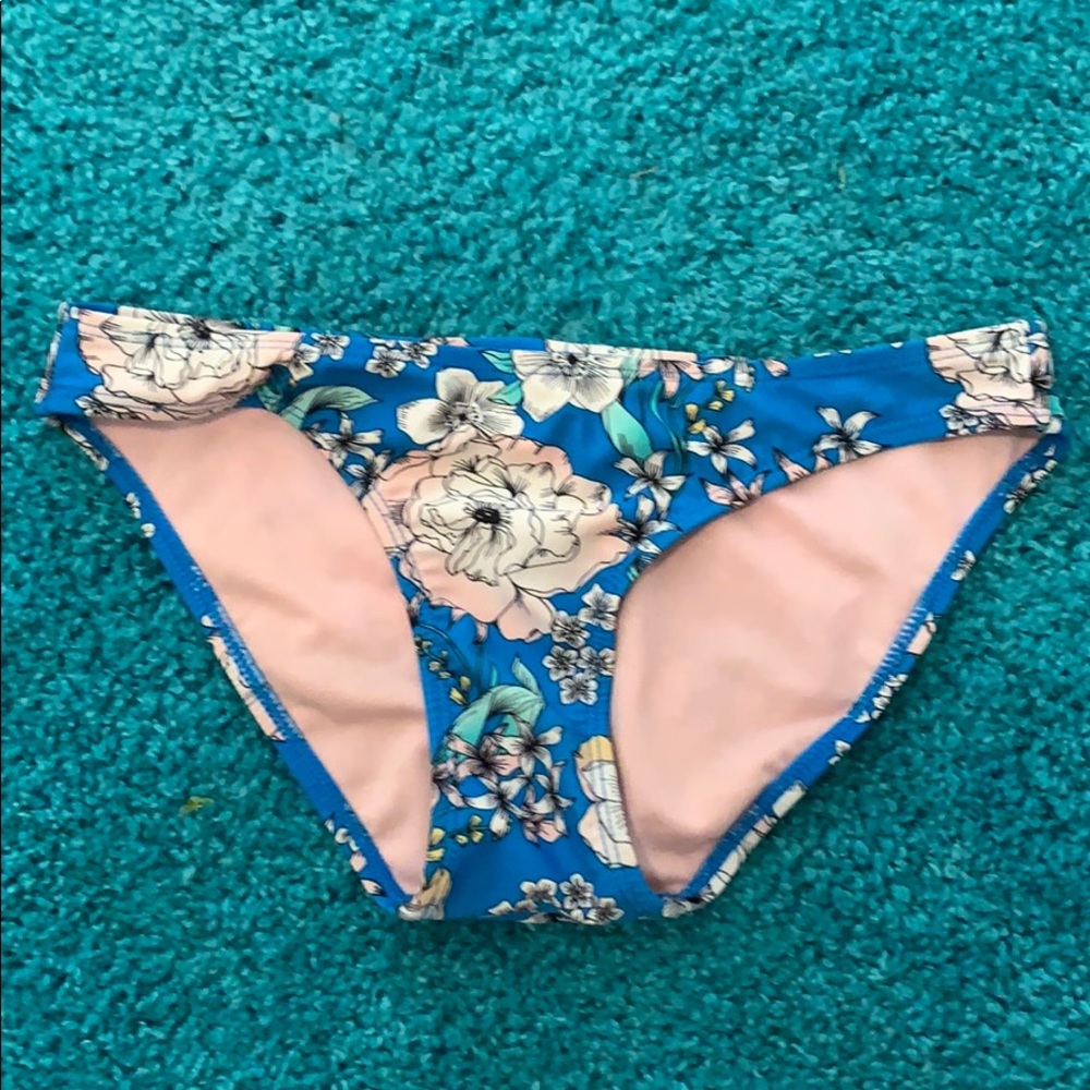Swimming bottom worn once